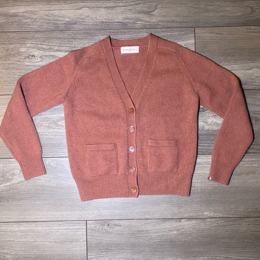 Extreme Cashmere - Button-Front V-Neck Cardigan Sweater - Pink - EUC